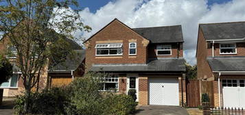 4 bedroom detached house to rent