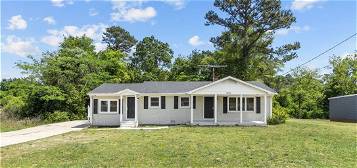 3431 Boone Trl, Fayetteville, NC 28306