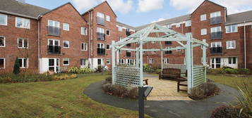 Flat for sale in Dutton Court, Station Approach, Off Station Road, Cheadle Hulme SK8