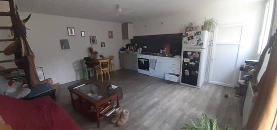 Appartement à Dourdain