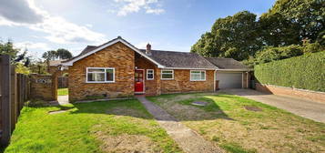 3 bedroom detached bungalow to rent