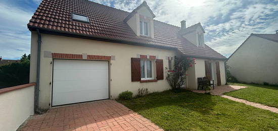 Maison à Saint Jean De La Ruelle