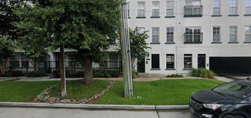 2216 Chenevert St Unit 10, Houston, TX 77003