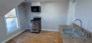 224 S 7th St Unit 3, Newark, NJ 07103