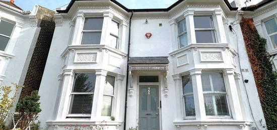 Flat to rent in Preston Drove, Brighton BN1