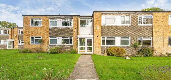 Flat for sale in Cressex Close, Binfield, Bracknell, Berkshire RG42