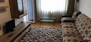 APARTAMENT 3 CAMERE DE VANZAREDRUMUL TABEREI