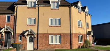 Detached house to rent in Ladyhill Road, Newport NP19