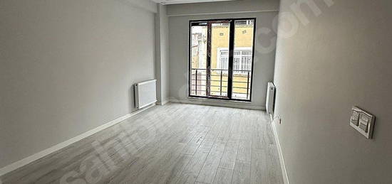 KAĞITHANE HARMANTEPE'DE SIFIR 2+1 KİRALIK DAİRE