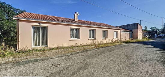 Maison familiale avec grange et hangar à Challans