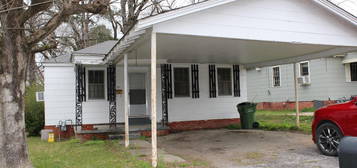 212 Gage St, Louisville, MS 39339