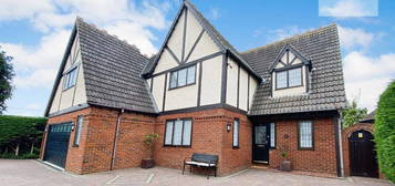 5 bedroom detached house for sale