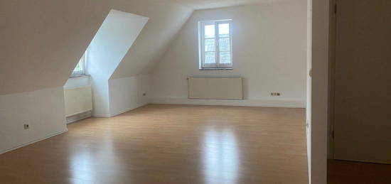 Moderne Dachgeschoßwohnung 65 m² in Lennestadt-Elspe