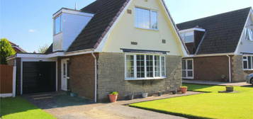 2 bedroom detached house for sale