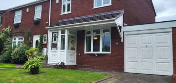 3 bed semi-detached house for sale