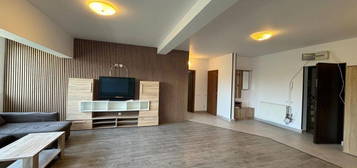 Apartament 3 camere Bloc nou , mobilat, utilat loc parcare