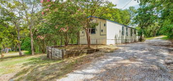 28 Wembley Rd, Gordonville, TX 76245