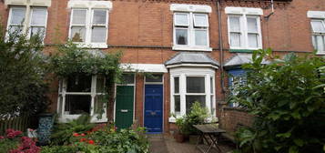 2 bedroom terraced house