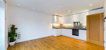 2 bed flat to rent