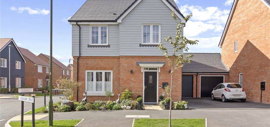 4 bed detached house for sale