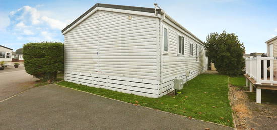 Mobile/park home for sale in Chilling Lane, Warsash, Southampton, Hampshire SO31