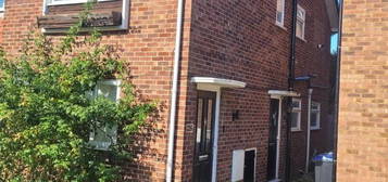 Property to rent in Brunswick Close, Walton-On-Thames KT12