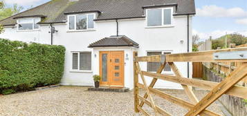 4 bed semi-detached house for sale