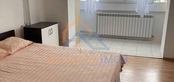 Apartament 3 camere de vanzare central, DECEBAL - Alba Iulia