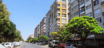 ***BOZANTI CADDESİ ÜZERİNDE SATILIK 4+1 KOMBİLİ DAİRE***