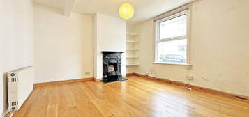 2 bedroom terraced house