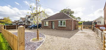 2 bedroom detached bungalow for sale