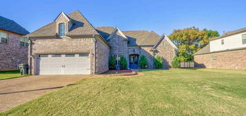 50 Pine Valley Dr, Oakland, TN 38060