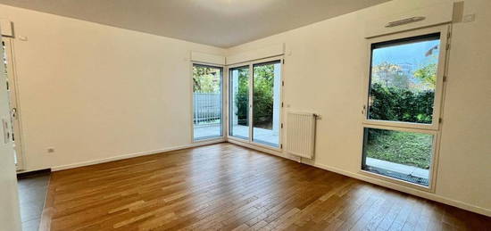 Superbe T3 en rez-de-jardin de 70m²