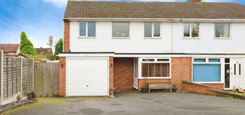 3 bedroom semi-detached house for sale