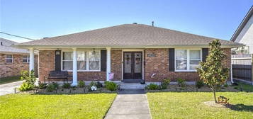 4920 Tartan Dr, Metairie, LA 70003