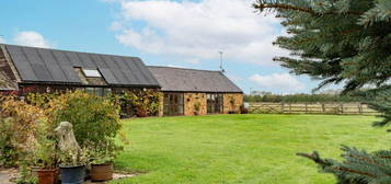 2 bedroom barn conversion