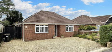 3 bed detached bungalow for sale