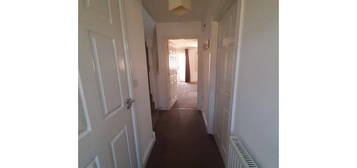 Terraced house to rent in Strouds Close, Swindon SN3