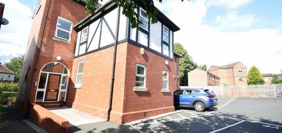 2 bedroom ground floor flat