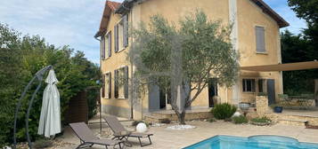 Vente villa 5 pièces 129 m²