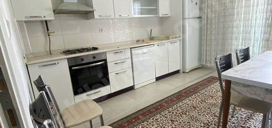 TOKAT NİKSAR AYŞE HATUN EMLAKTAN FULL EŞYALI KİRALIK 2+1 DAİRE