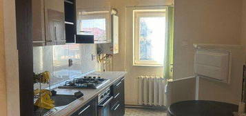 Apartament 2 camere, zona Gh. Doja