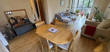 2 bed flat to rent