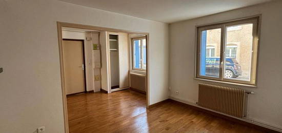 Appartement  à louer, 2 pièces, 1 chambre, 61 m²