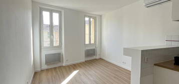 Appartement  à louer, 2 pièces, 1 chambre, 40 m²