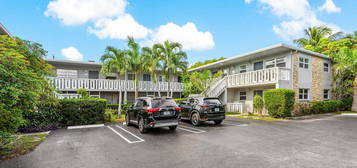 306 NE 1st Ave #208, Boynton Beach, FL 33435