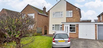 4 bed semi-detached house for sale