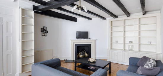 End terrace house to rent in Courtfield Gardens, London SW5