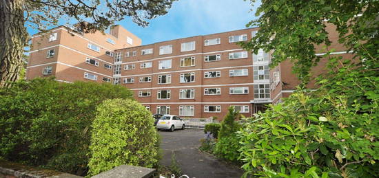 Flat to rent in Dean Park Mansions, Dean Park Road BH1