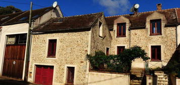 Maison ancienne rénovée de 235 m2 (10 pièces) + Jardin-Cave-Garages-Grenier